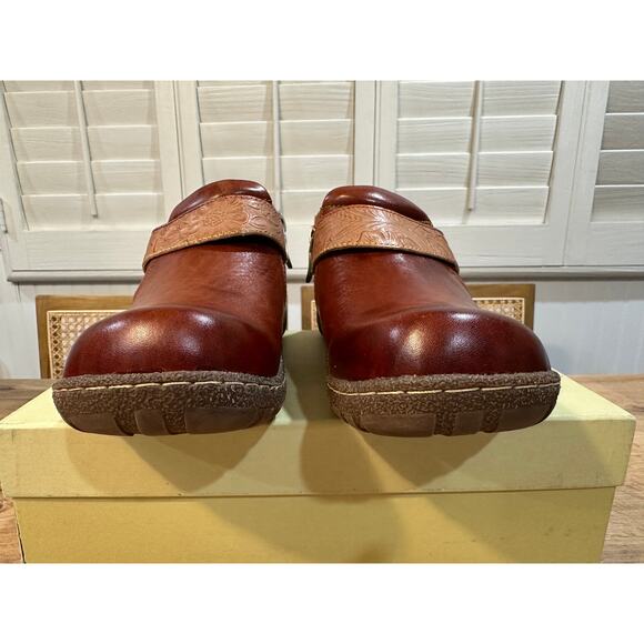 L'Artiste Spring Step Gyarados Slip On Shoes Camel Multi Size 7.5 US 38 EU NIB - Picture 5 of 13